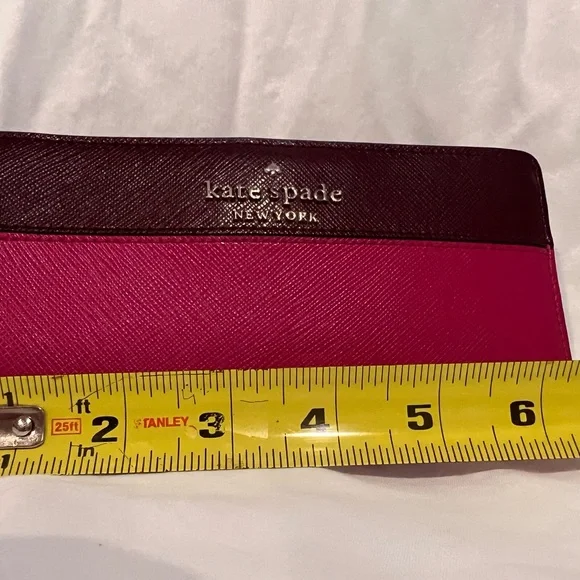 Kate spade magenta and wine colored slim wallet - Picture 4 of 4